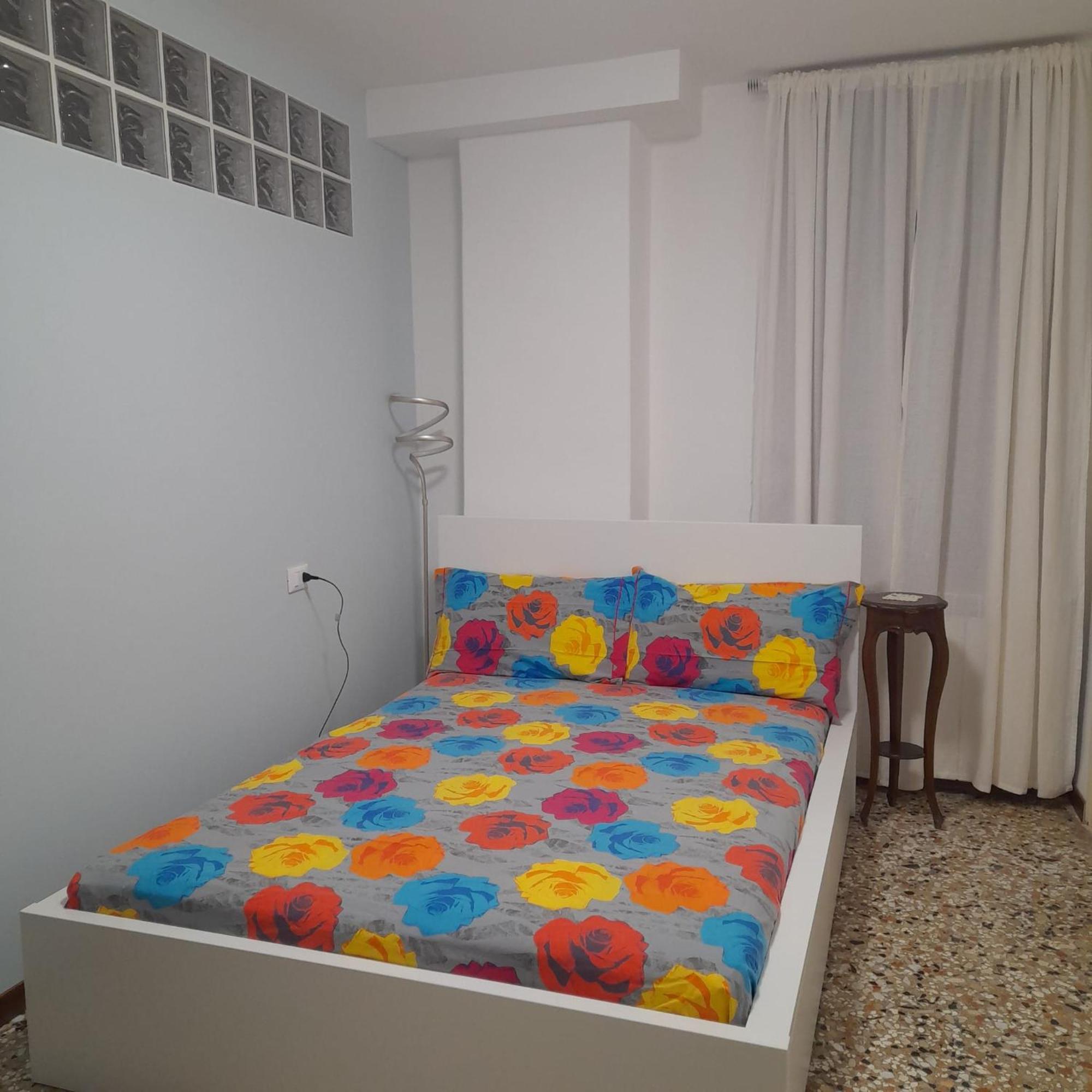 Veneziacentopercento La Forcola Apartment, Next To Rialto Bridge Exterior photo